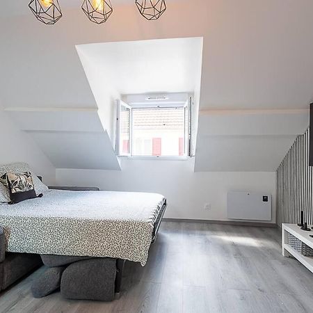 Appartement 7 Personnes Pres De Disney & Paris Chanteloup-en-Brie Esterno foto