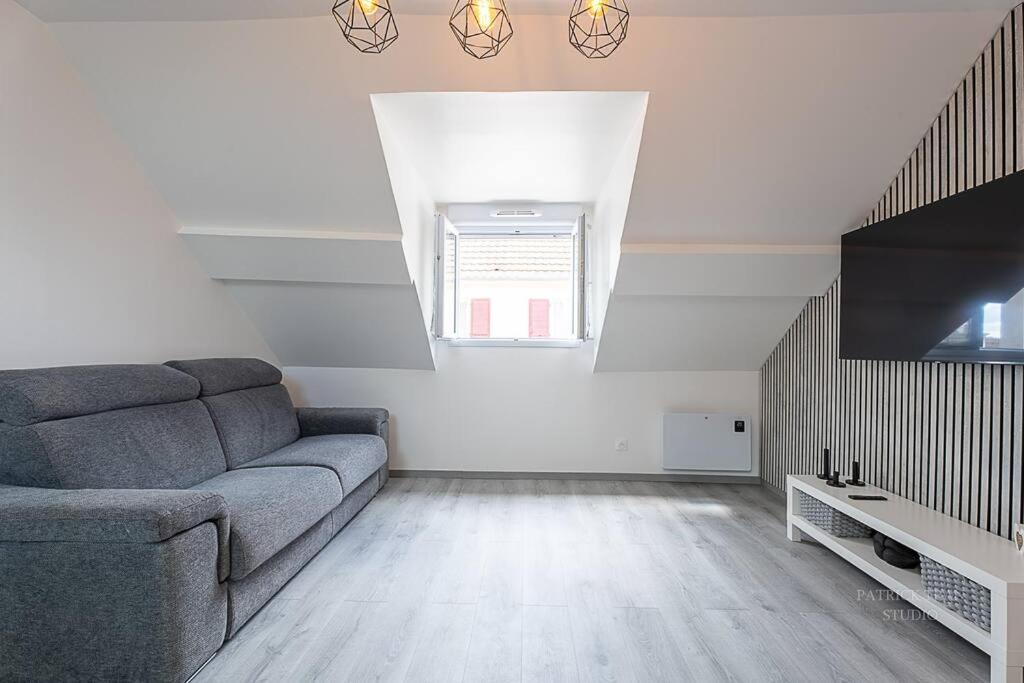 Appartement 7 Personnes Pres De Disney & Paris Chanteloup-en-Brie Esterno foto